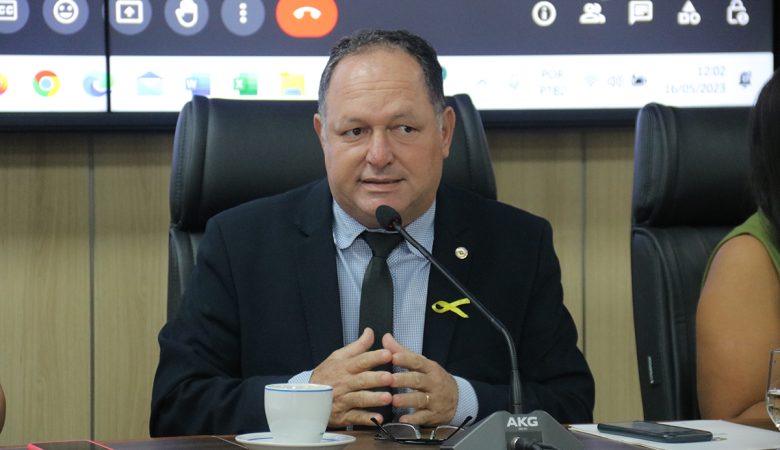 Deputado Pedro Fernandes debate descentralização da Saúde em Rondônia