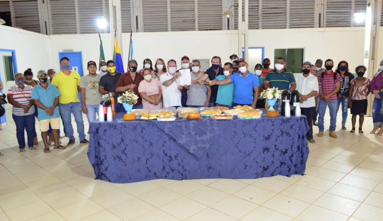 Projeto Banca Cheia beneficiará feirantes com hora máquina em Cujubim