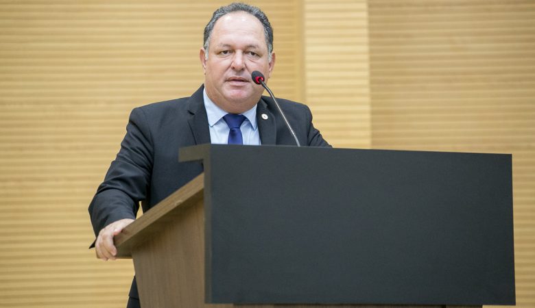 Deputado Pedro Fernandes abre discursos da 11ª legislatura e promete muito trabalho