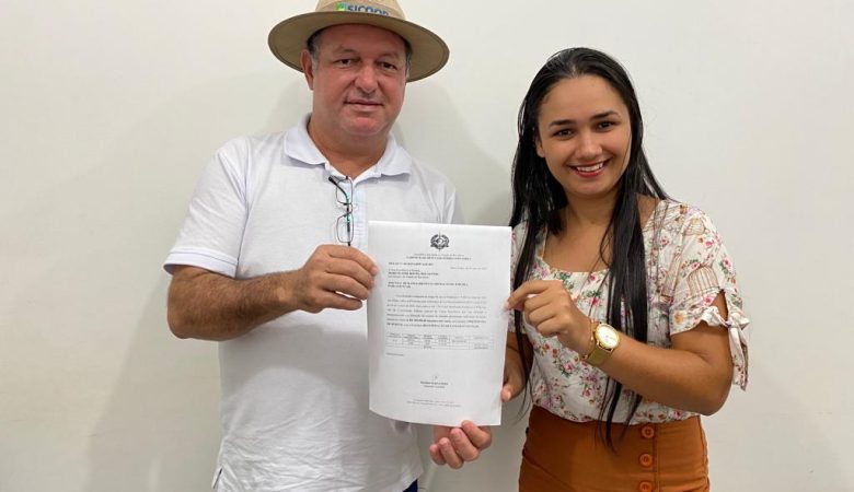 Deputado Pedro Fernandes anuncia R$ 200 mil para recuperação de estradas vicinais em Buritis