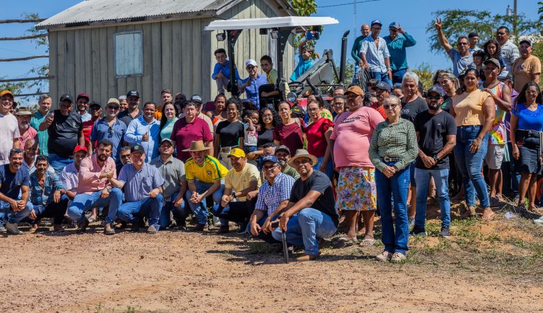Fotos da entrega na Associação Asprorterra RO 257 km 51